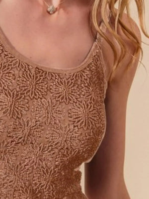 SO ME Two Tone Floral Seamless Tank Top - minbolu -