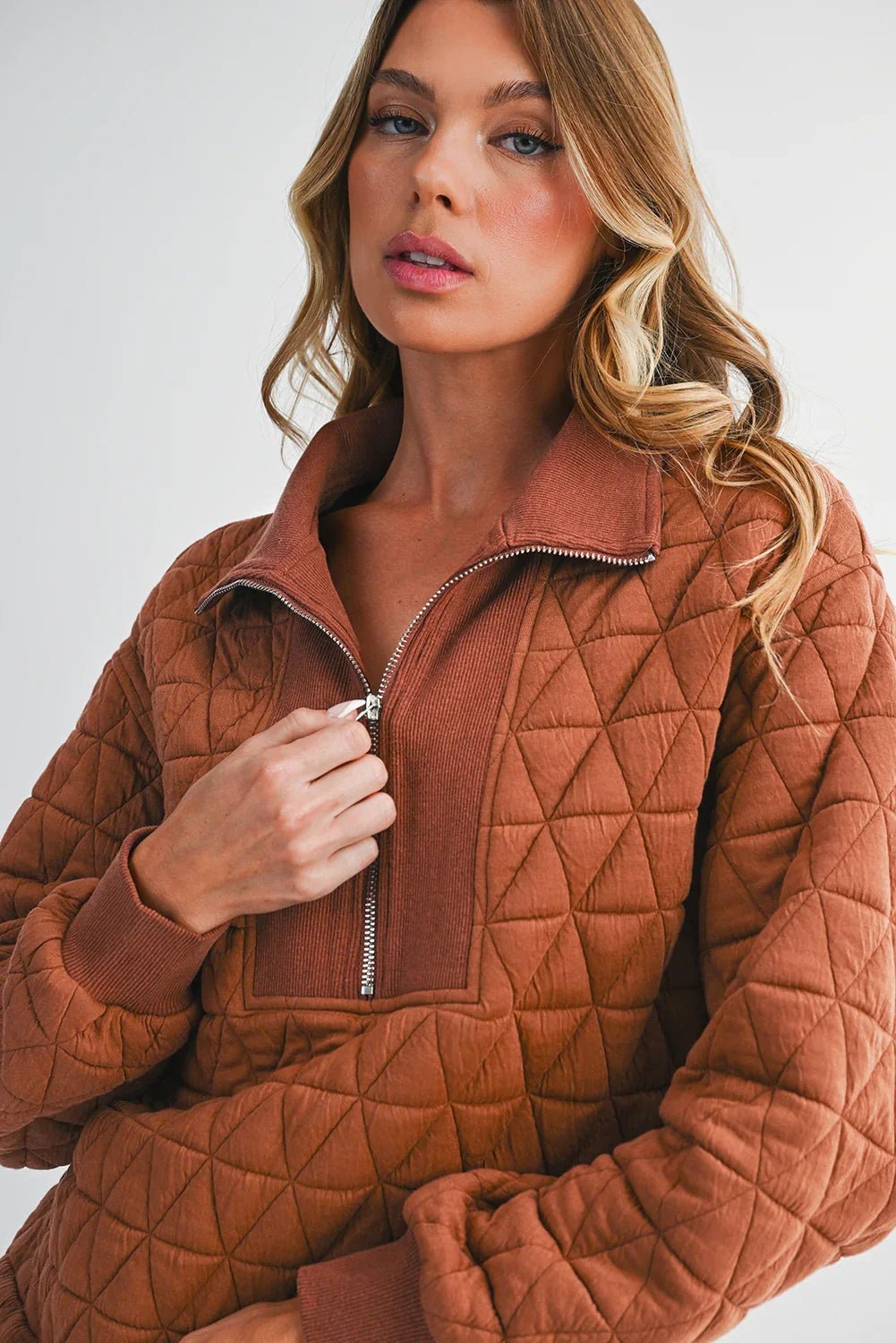 Clay Mixed-Texture Zipper Neck Long Sleeve Pullover Sweatshirt - minbolu -