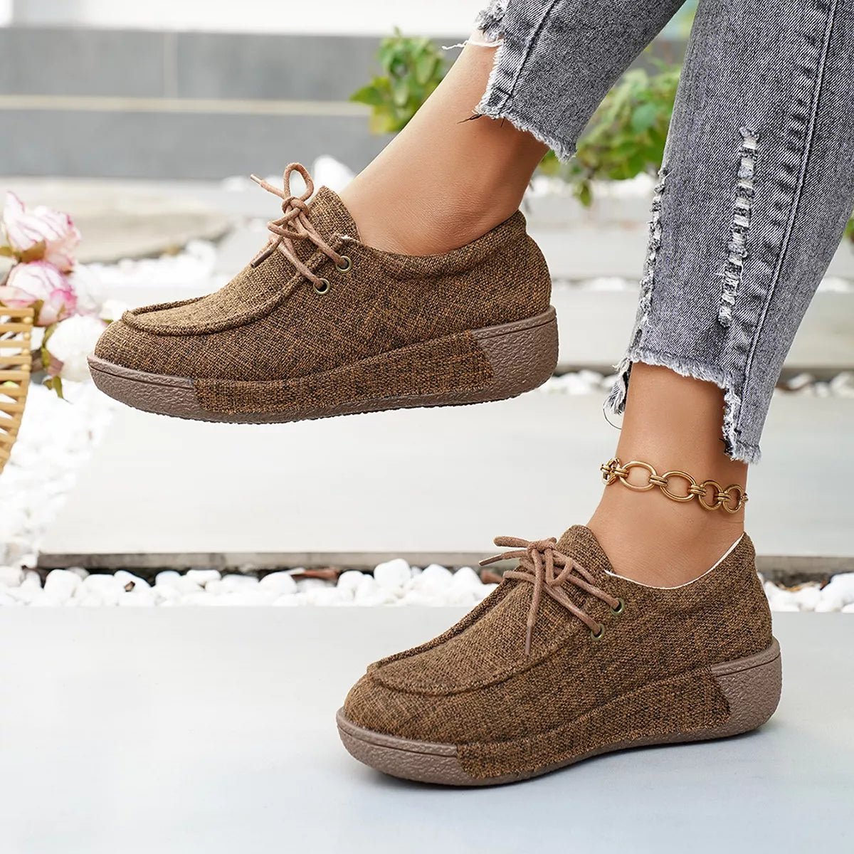 Round Toe Lace-Up Sneakers - minbolu -