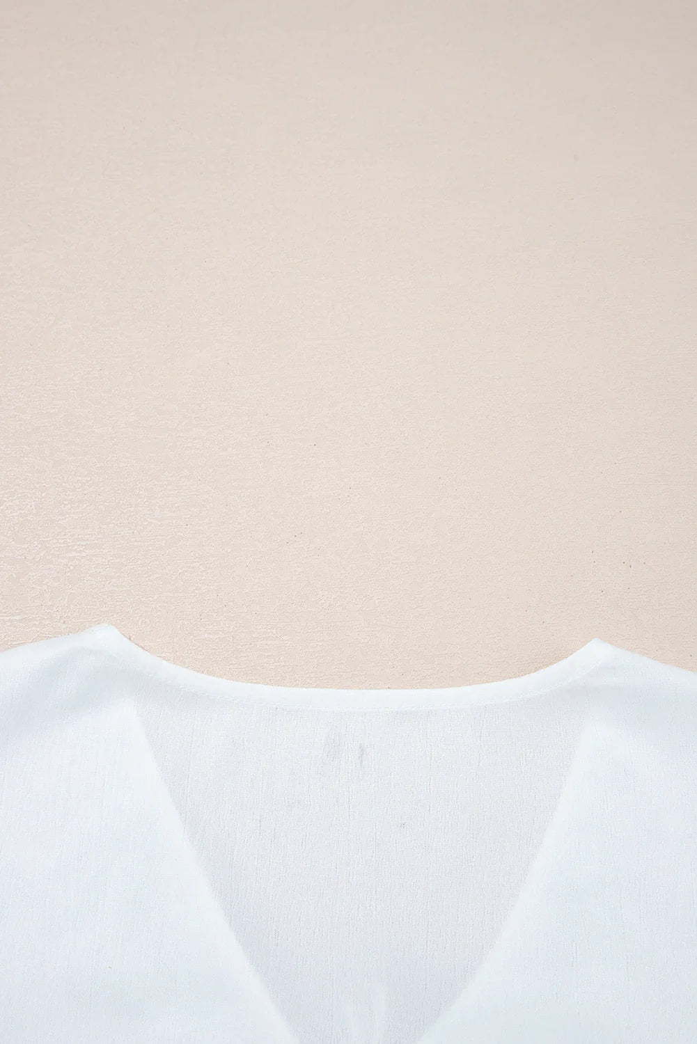 White Flower Lace-up V Neck Flowy Babydoll Blouse - minbolu -